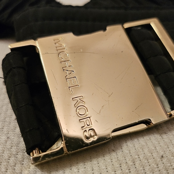 Michael Kors Black And Gold Elastic Waist Belt | Size Medium - Picture 3 of 7